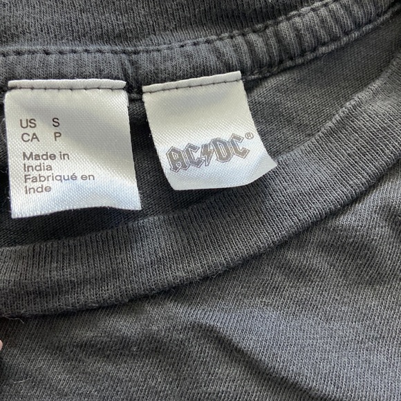 AC/DC Women’s Short Sleeve Graphic T-Shirt - Picture 3 of 3